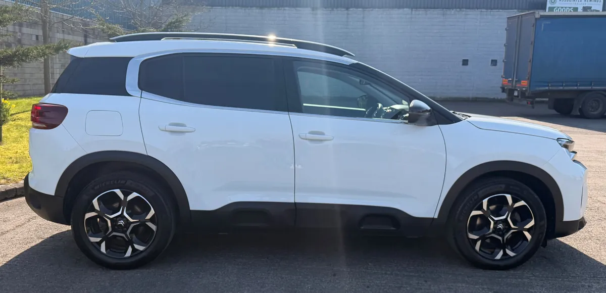 2024 Citroen C5 Aircross Automatic - Image 3