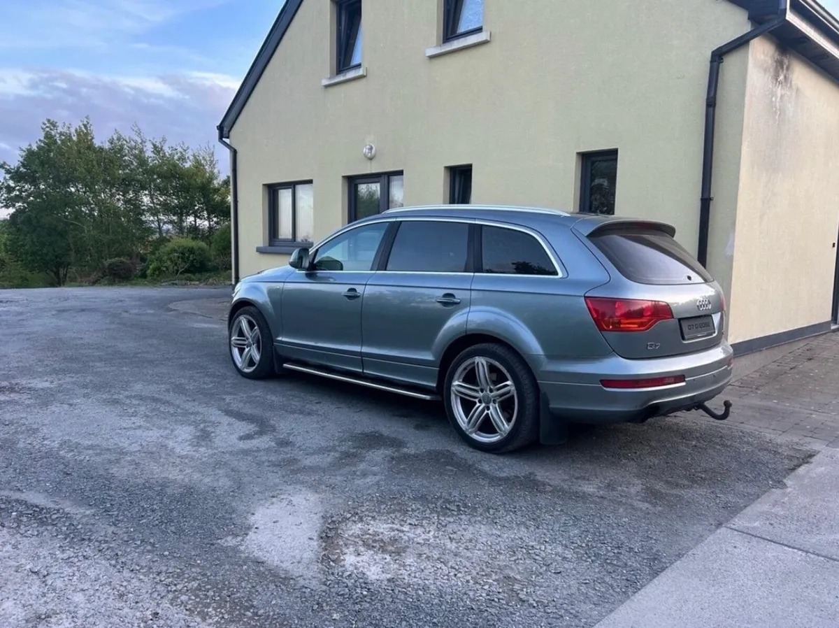 Audi q7 - Image 2