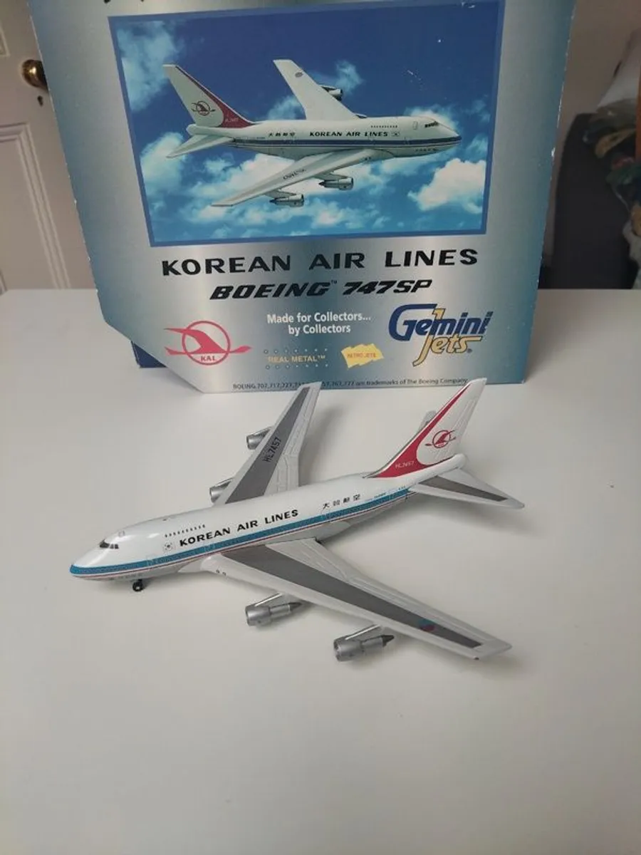 Gemini jets  1/400 model aircraft. - Image 2