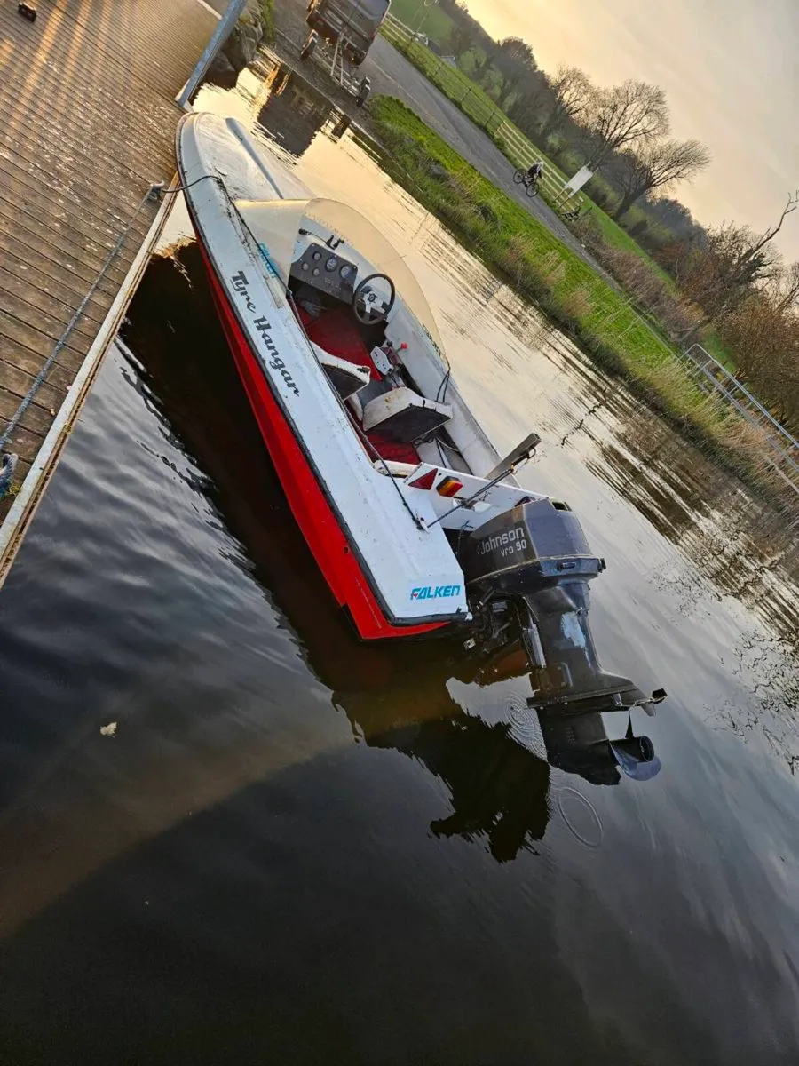 Speed boat - Image 3