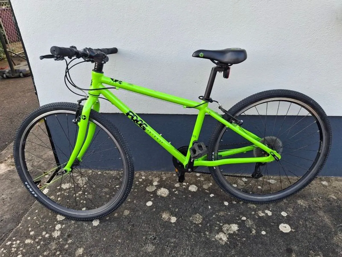 Frog 69 Kids Bike - Image 1