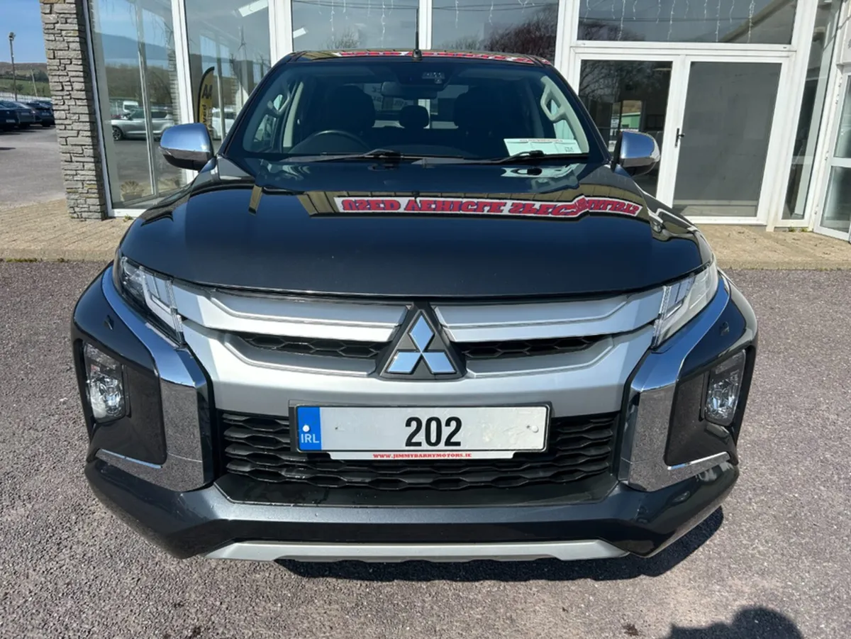 Mitsubishi L200 WARRIOR DI-D AUTO DCB - Image 2