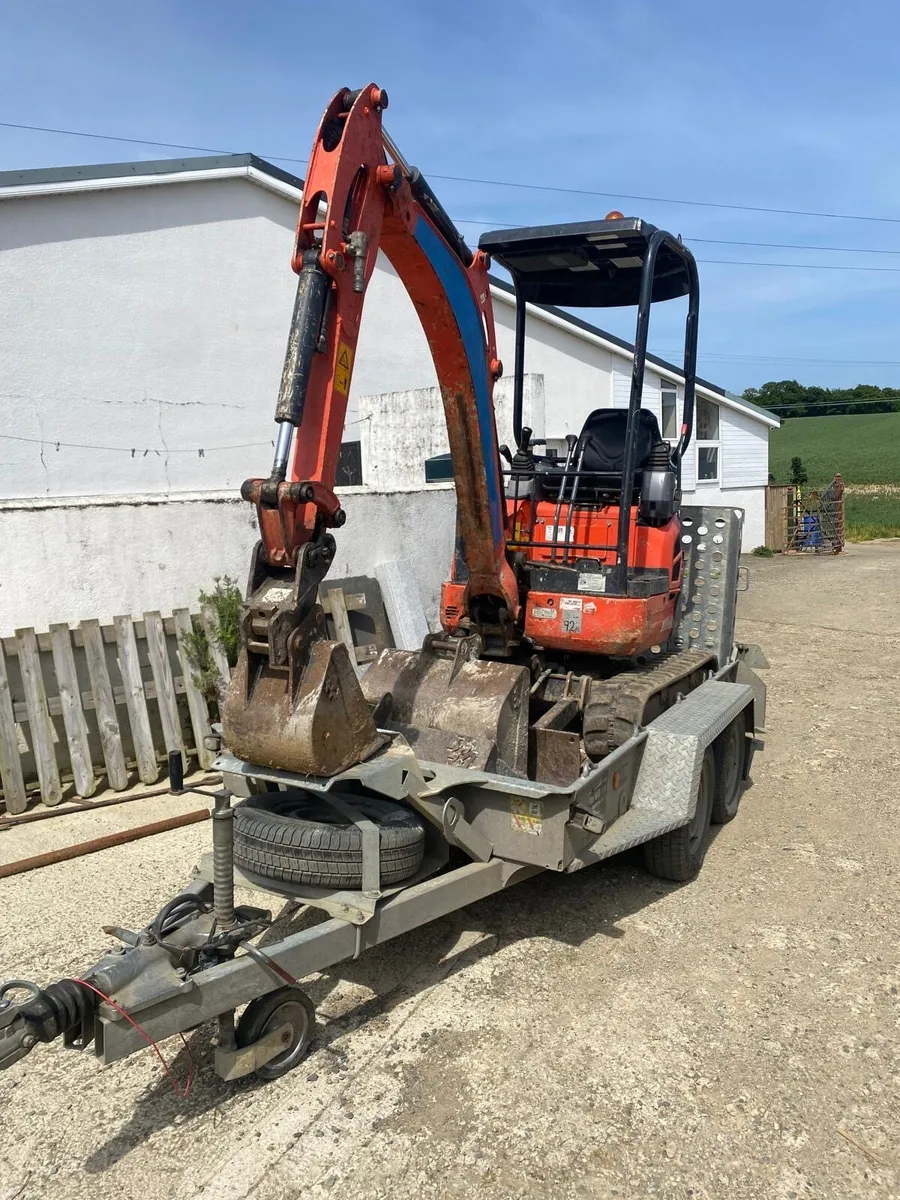 Kubota U17-3 mini excavator and 21 foot trailer - Image 4