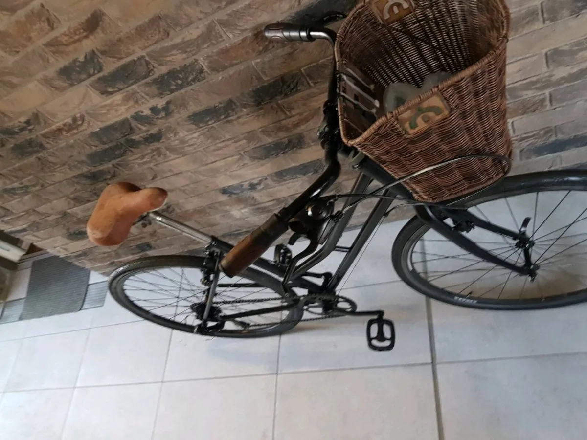 Retro ladies bike - Image 2