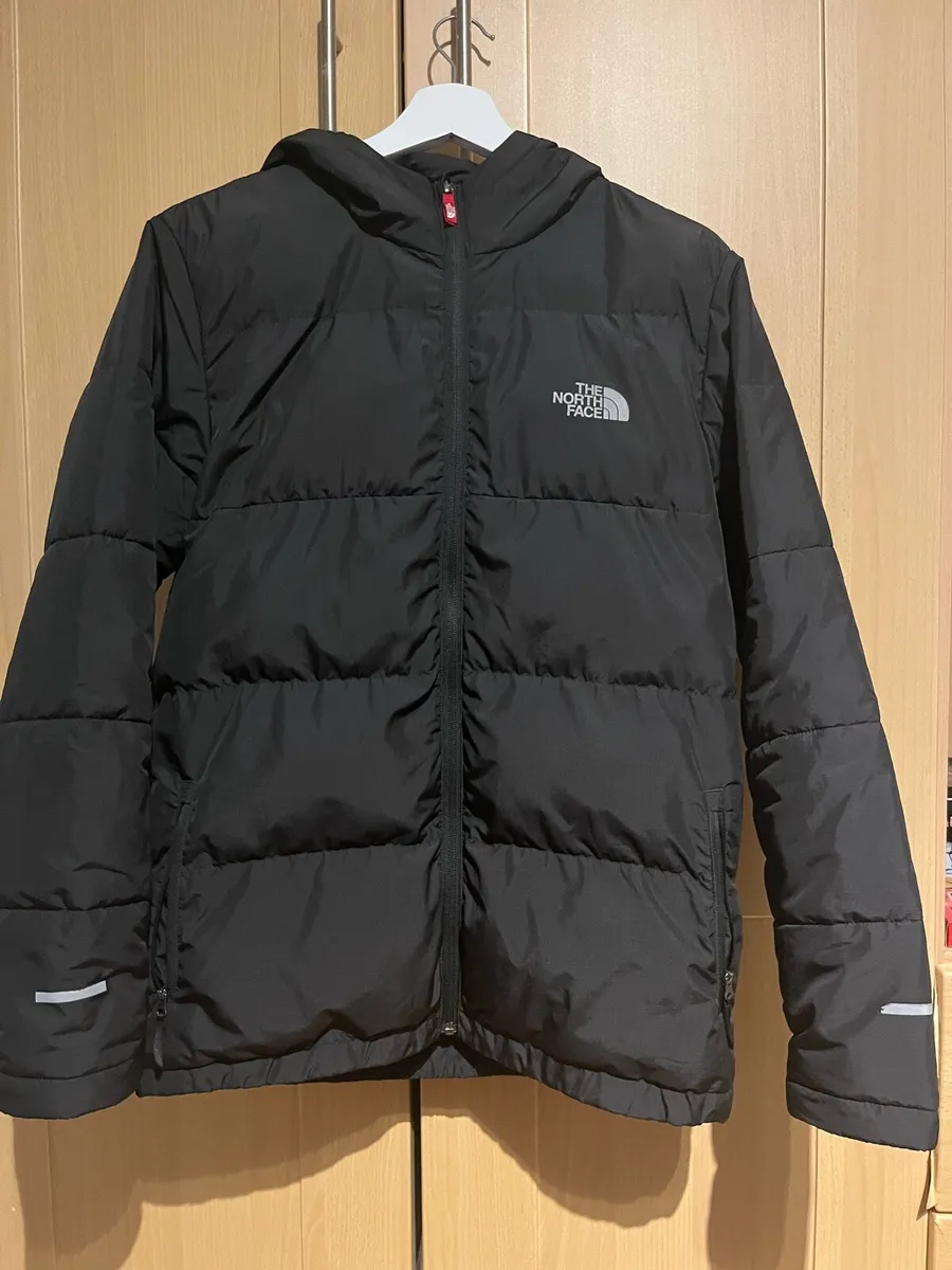 Black north face kids xxl jacket - Image 1