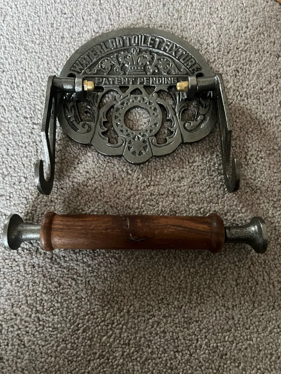 Toilet roll holder - Image 1