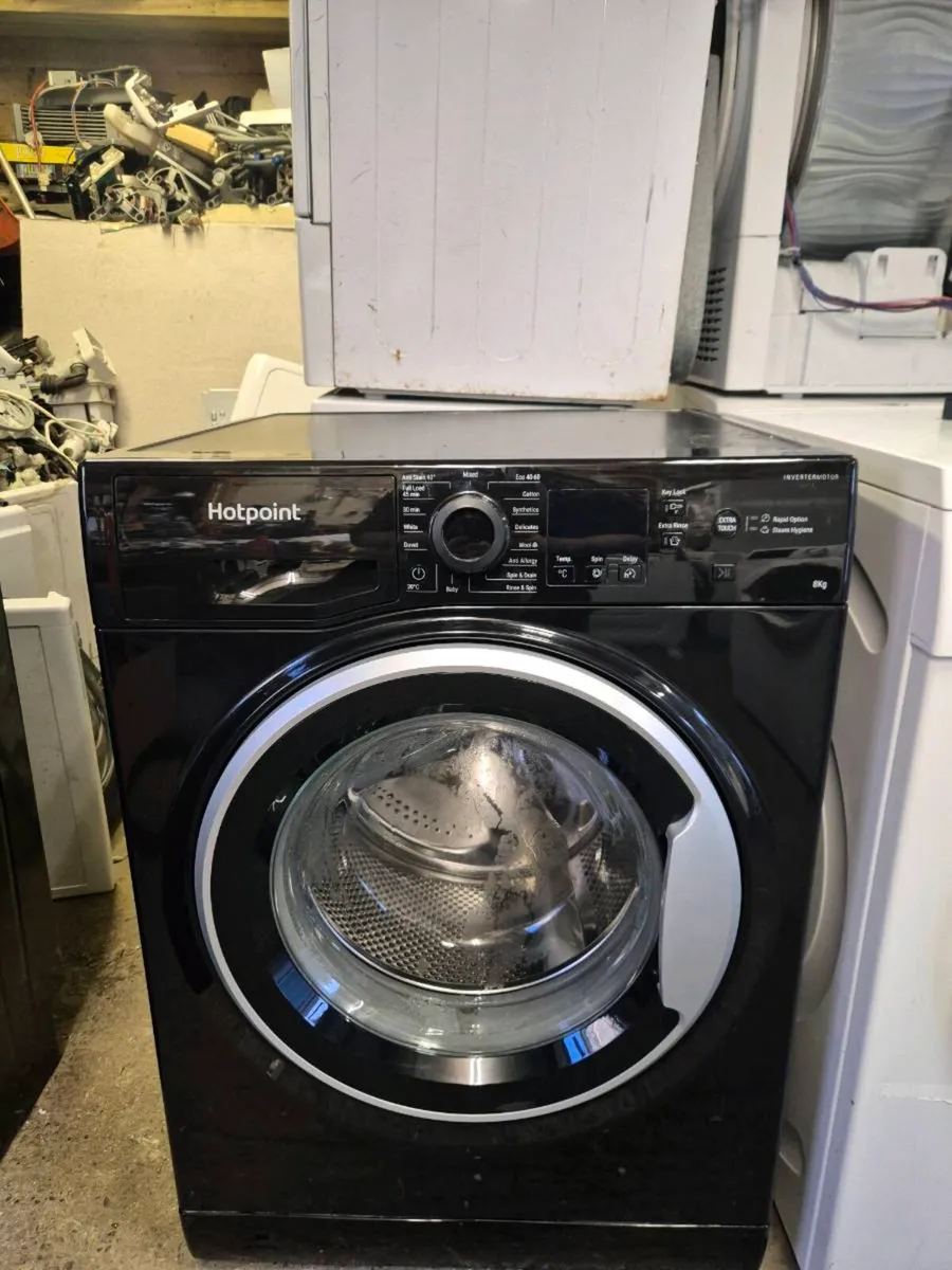 Black Hotpoint 8kg Washing Machine Like New!!!