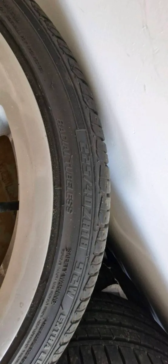 Audi Alloys €550. - Image 1