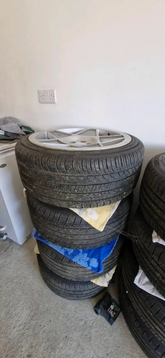 Audi Alloys €550. - Image 2