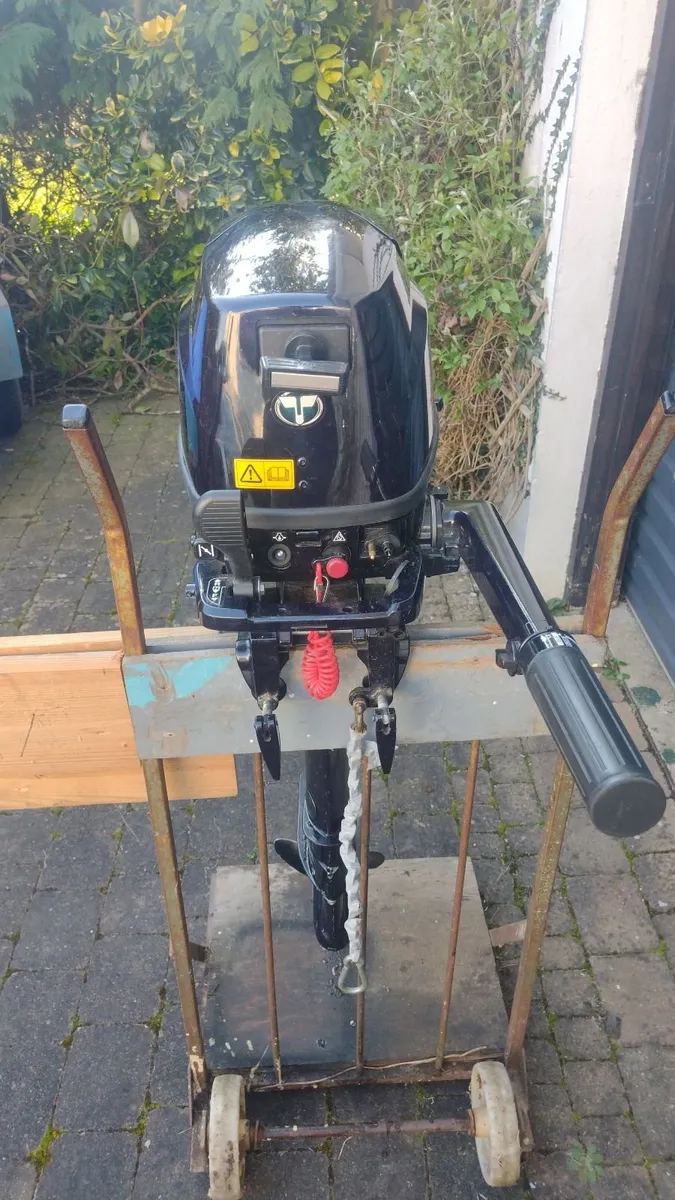 Tohatsu 6HP Short Shaft 4 Stroke Outboard Engine - Image 1