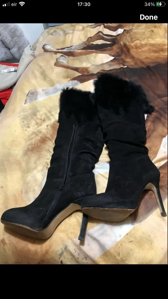 Ladies Dune knee boots size 5 €25 - Image 1