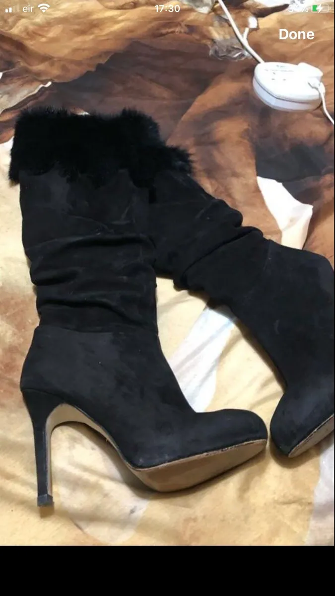 Ladies Dune knee boots size 5 €25 - Image 4