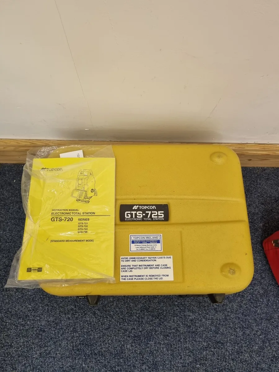 Topcon GTS 725 Total Station - Image 1