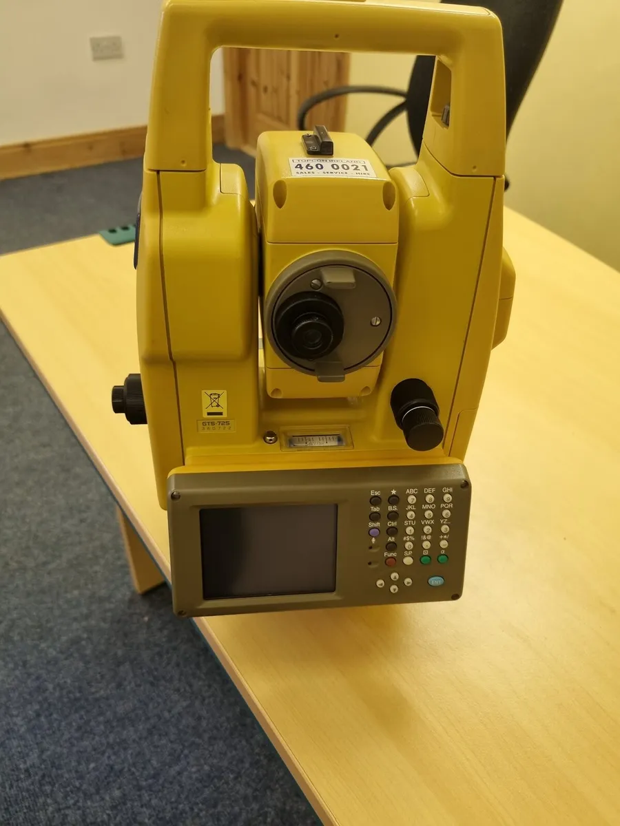 Topcon GTS 725 Total Station - Image 2