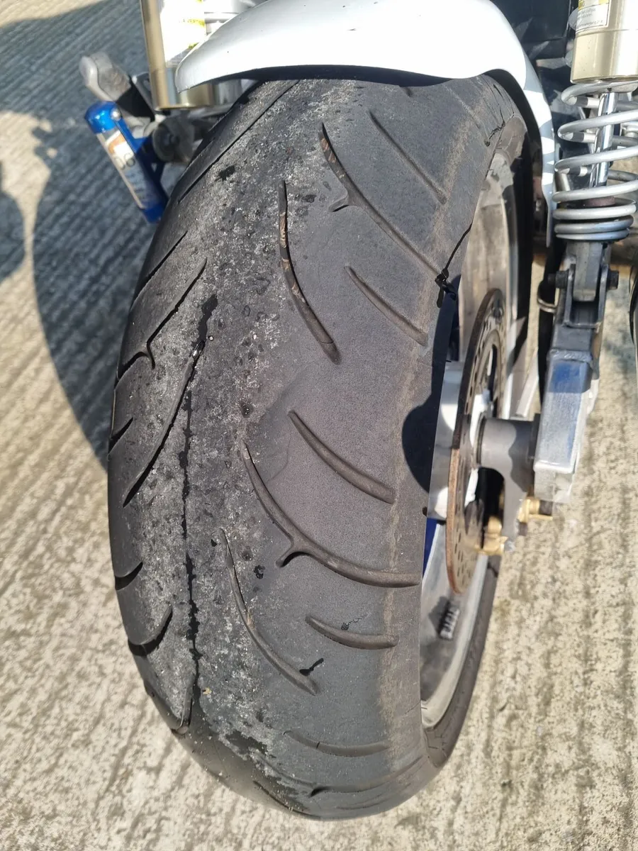 2002 Suzuki GSX1400 - Image 2