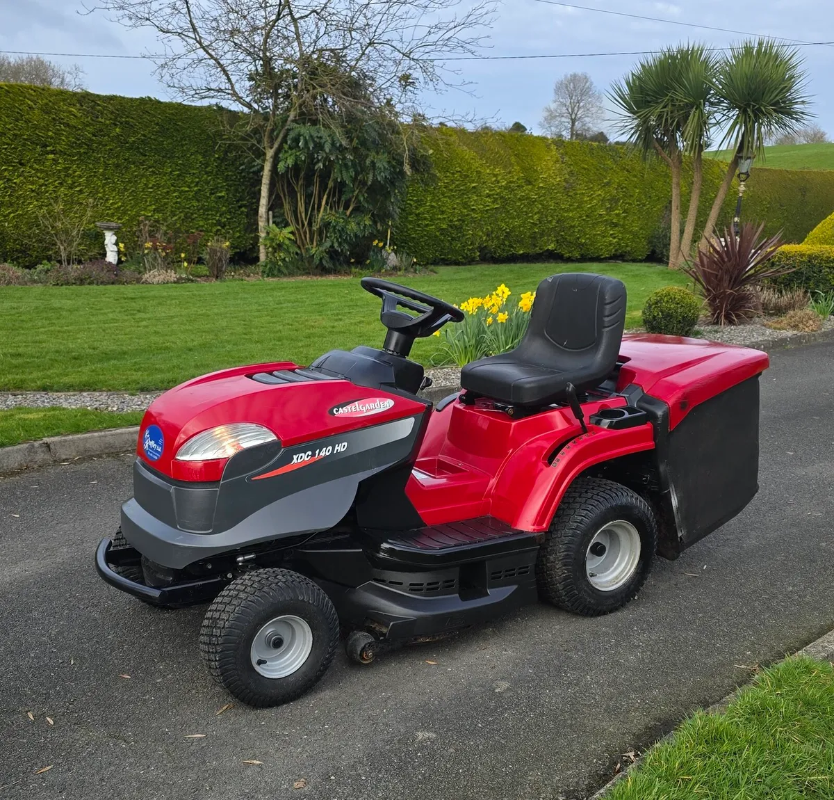 Castelgarden tractor mower - Image 2