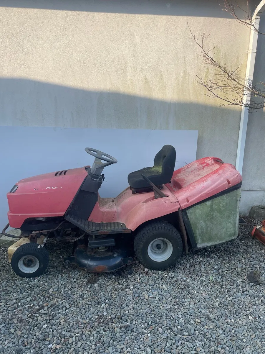Honda 2114 Ride on Lawnmower