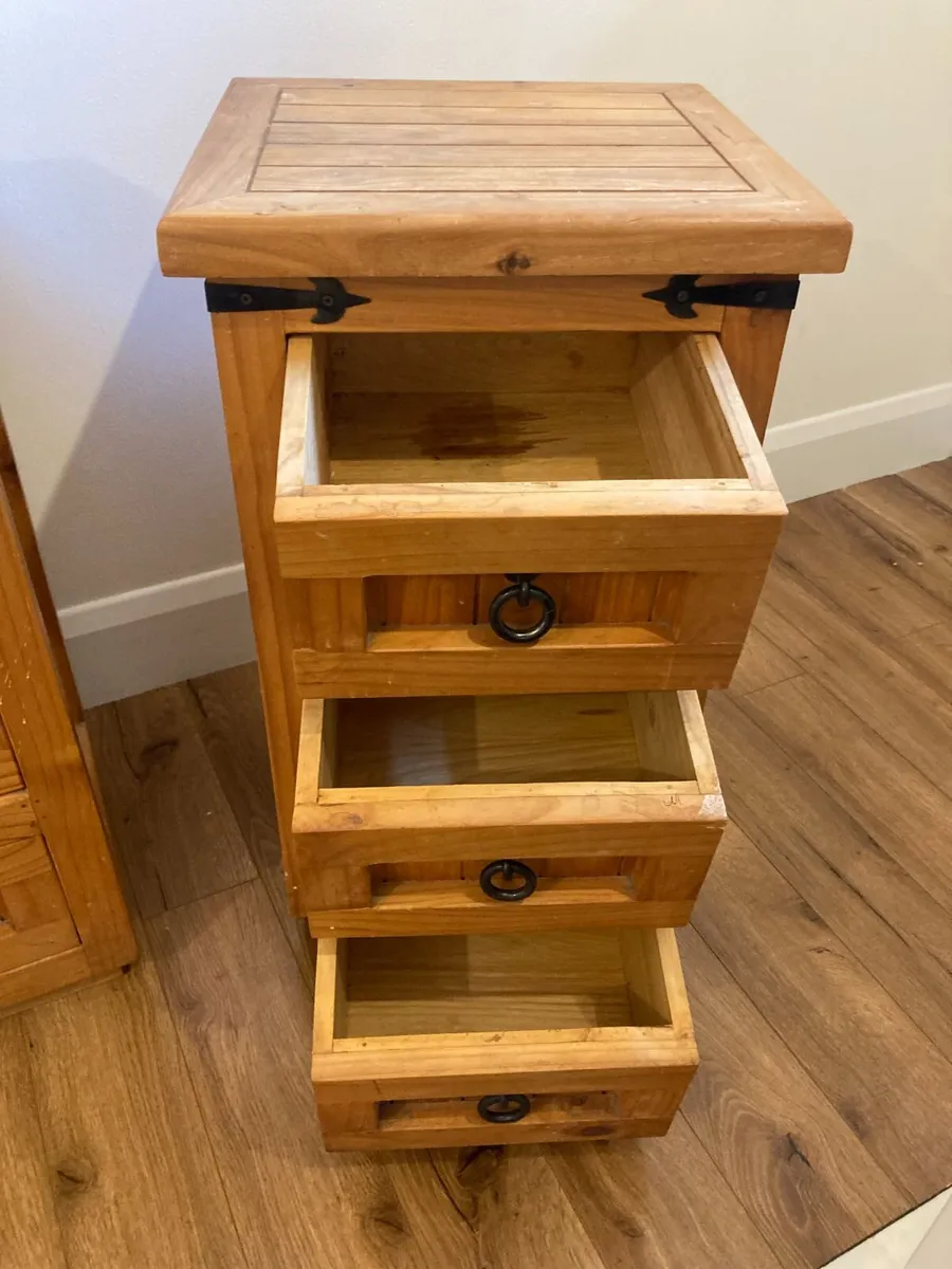 bed side lockers - Image 2