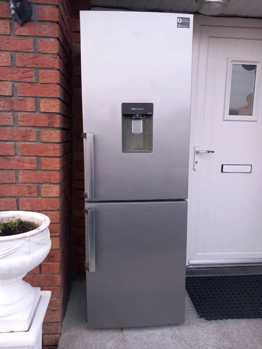 Samsung fridge/freezer - Image 1