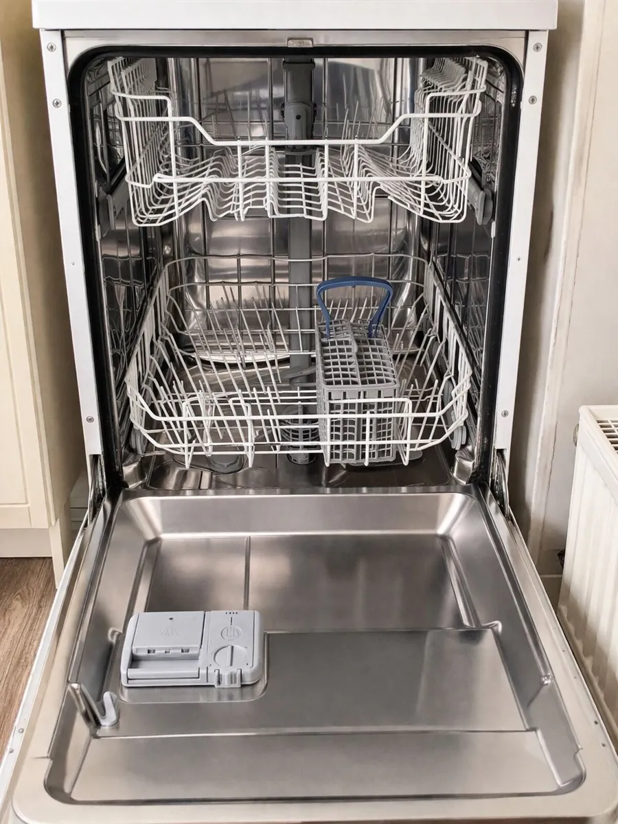 Clean Freestanding Dishwasher Working Perfectly - Image 2