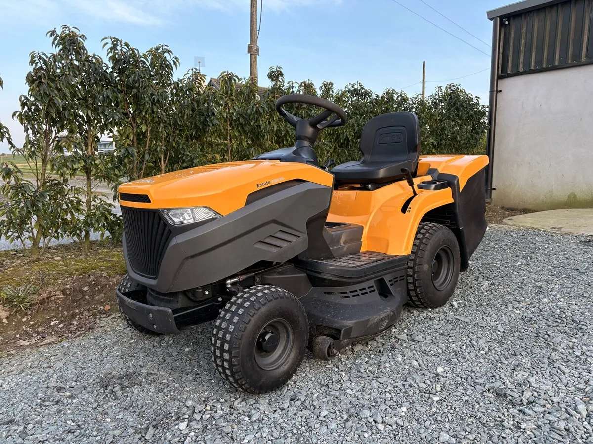 Stiga 3398HW Ride On Mower - Image 1