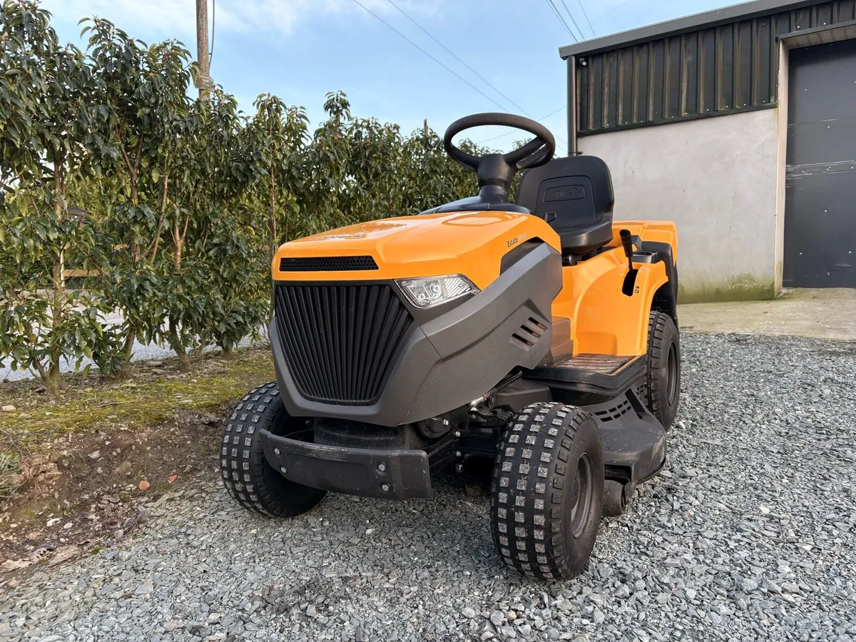 Stiga 3398HW Ride On Mower - Image 3