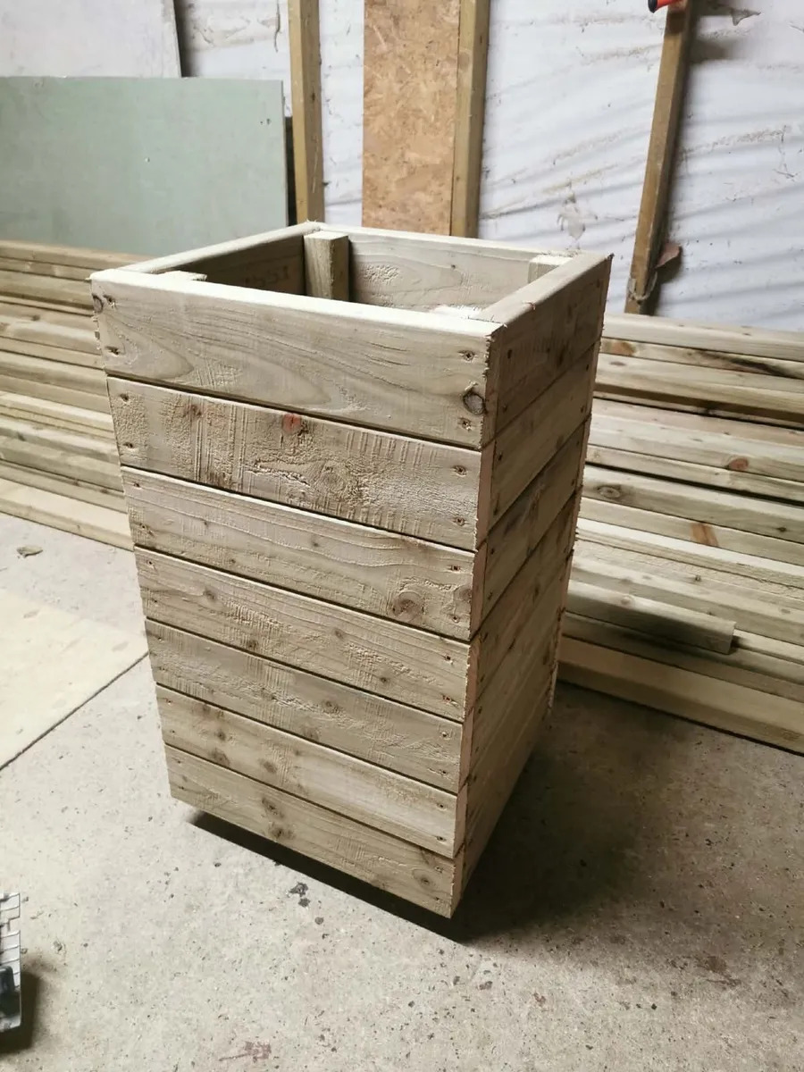 Planter box - Image 1