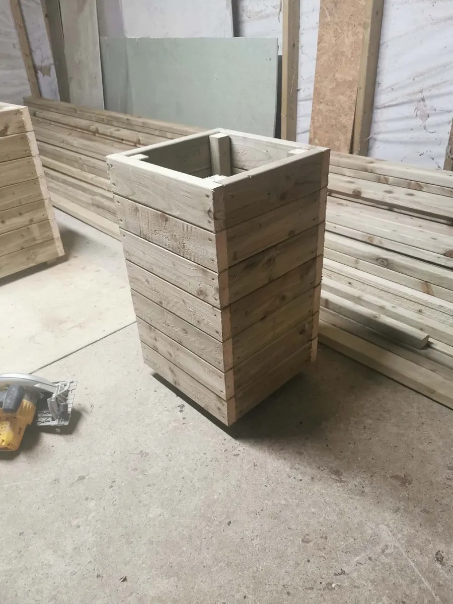 Planter box - Image 2