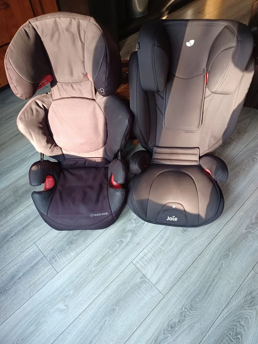 Car seats - Image 1