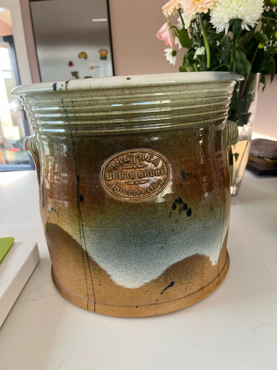 KILTREA BREAD CROCK - Image 1