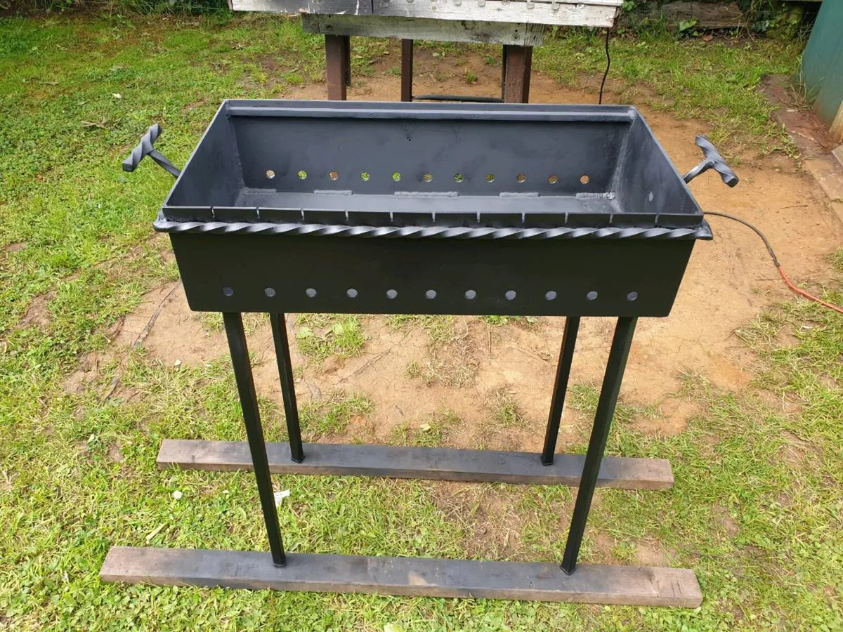 Barbecue grill - Image 1