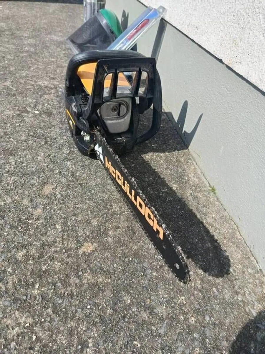 Petrol chainsaw and Electric Scarifier - Image 2