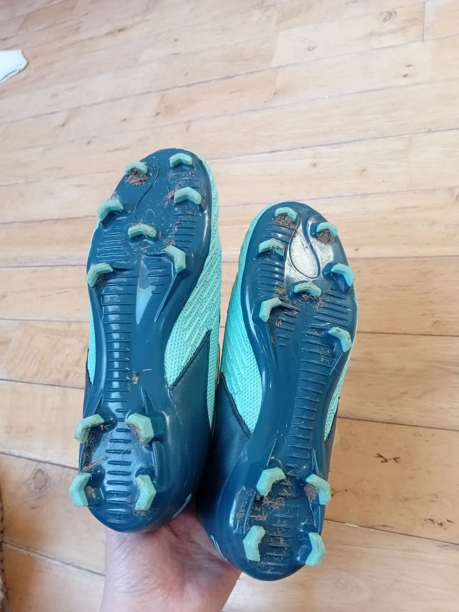 Football/rugby boots - Image 3