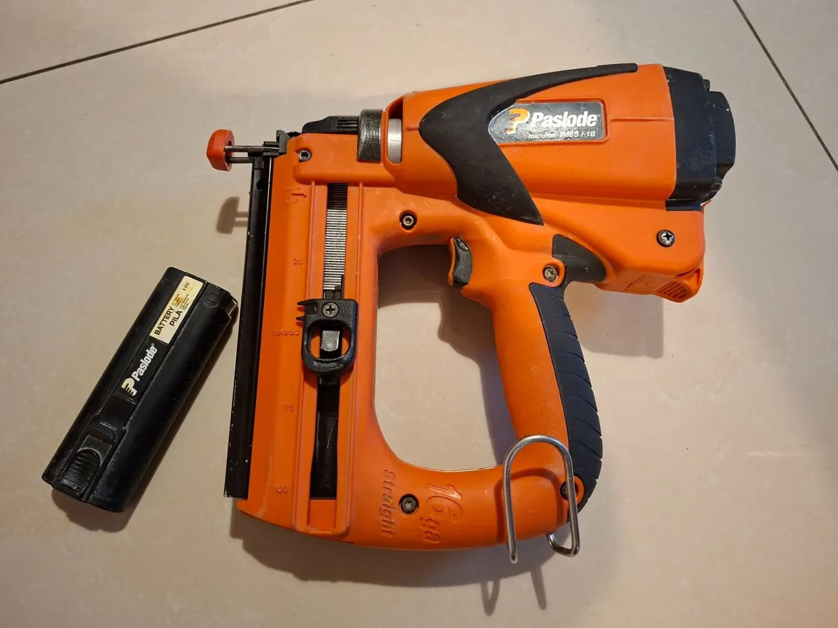 Paslode im65 F16 2nd fix Nail Gun"Fully Serviced" - Image 1