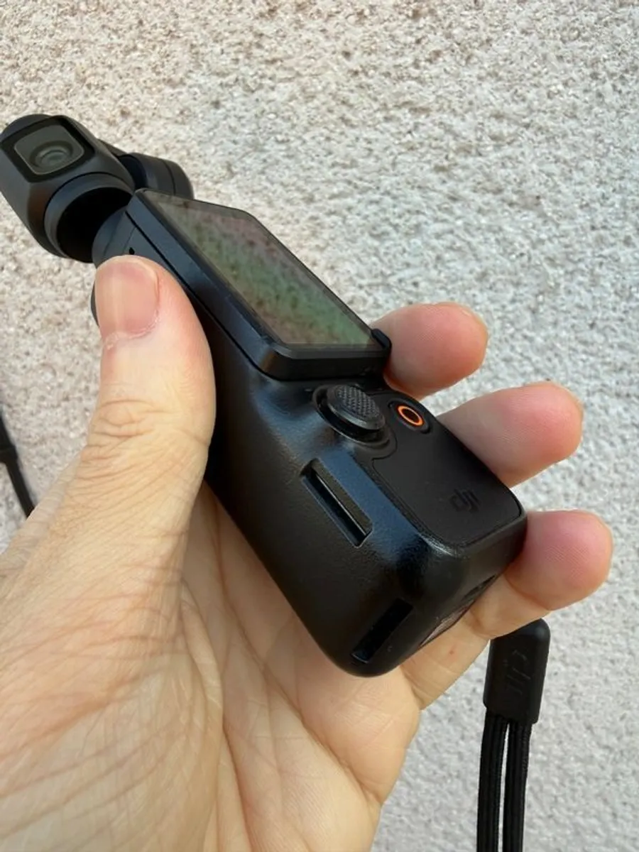 DJI Osmo Pocket 3 Camera + 256GB SD Card - Image 4