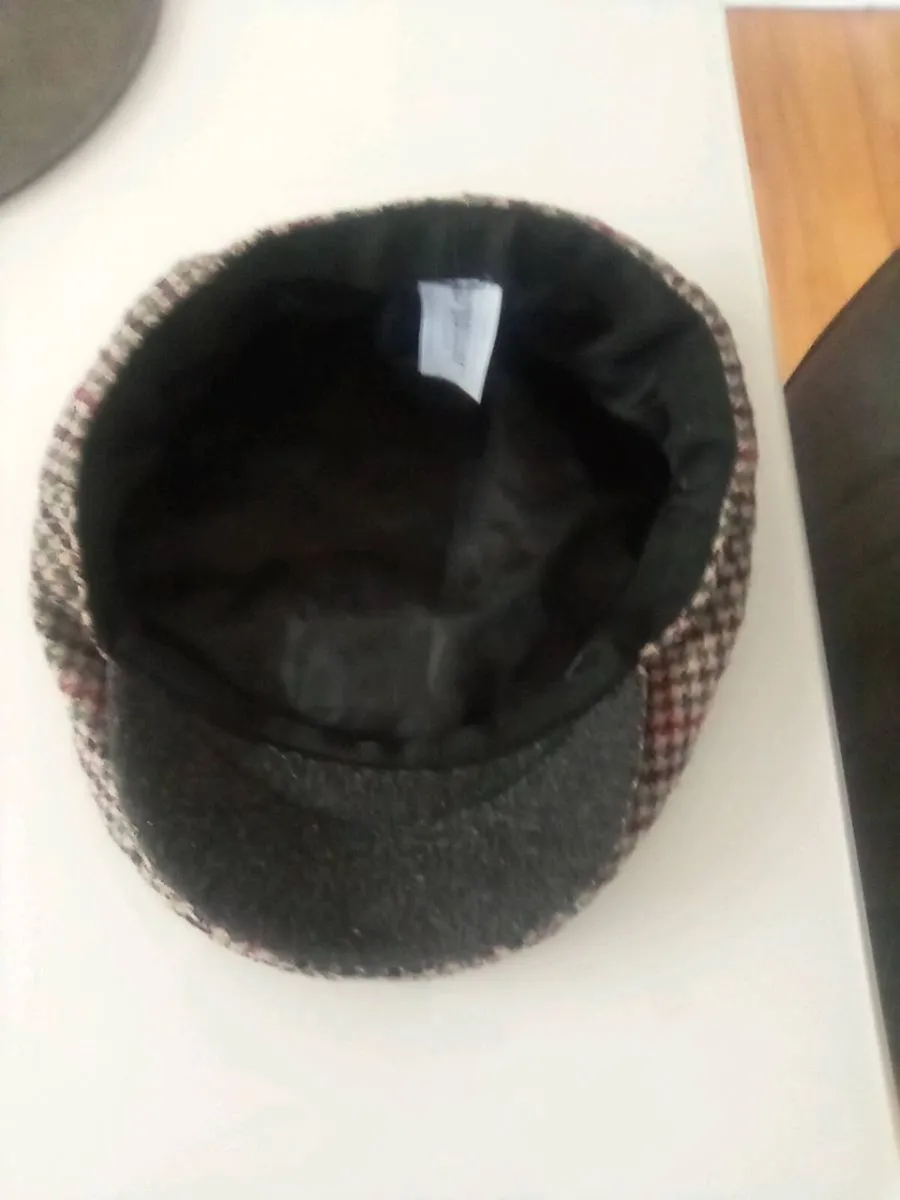 MANS. FUR. LINED. COAT. AND. PEAK. CAP - Image 4