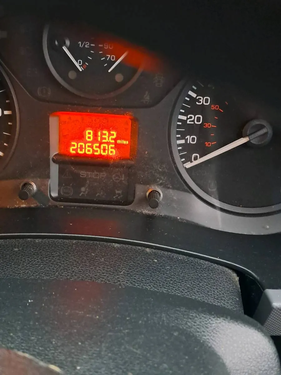 Peugeot Partner - Image 2