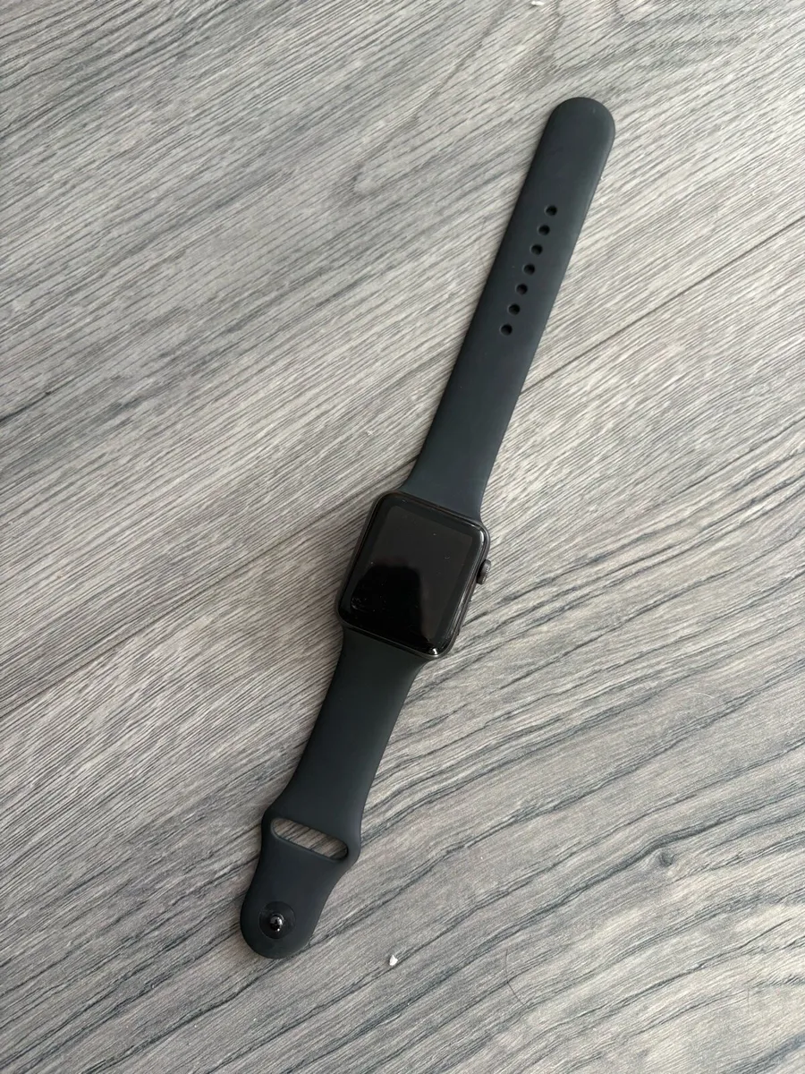 Apple Watch - Image 3
