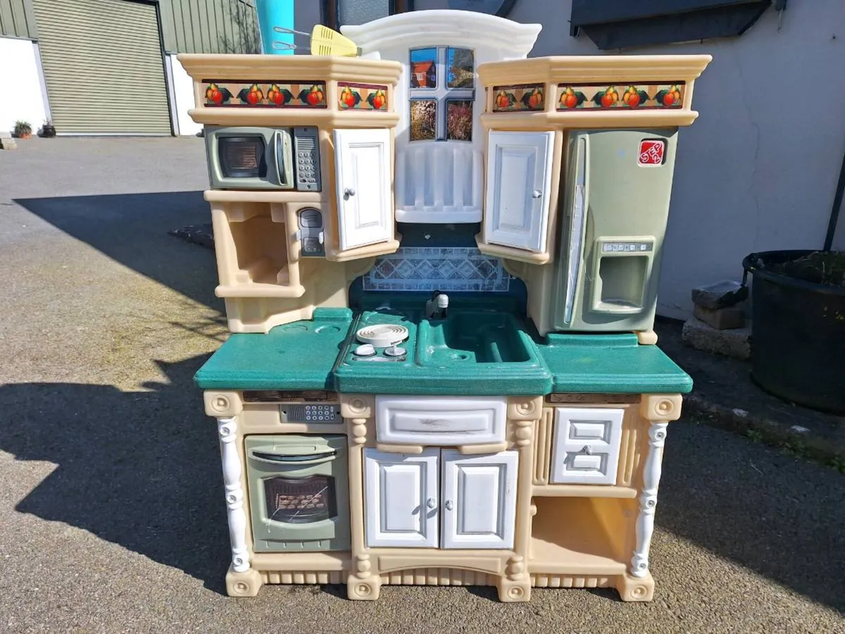 Kids Kitchen - Image 2