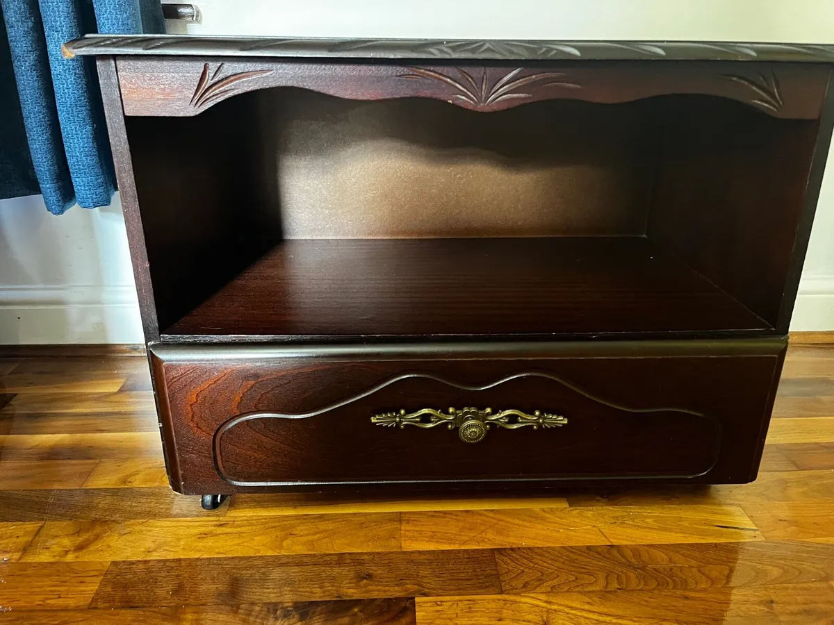 FREE /Rossmore mahogany low unit with brass handle - Image 2