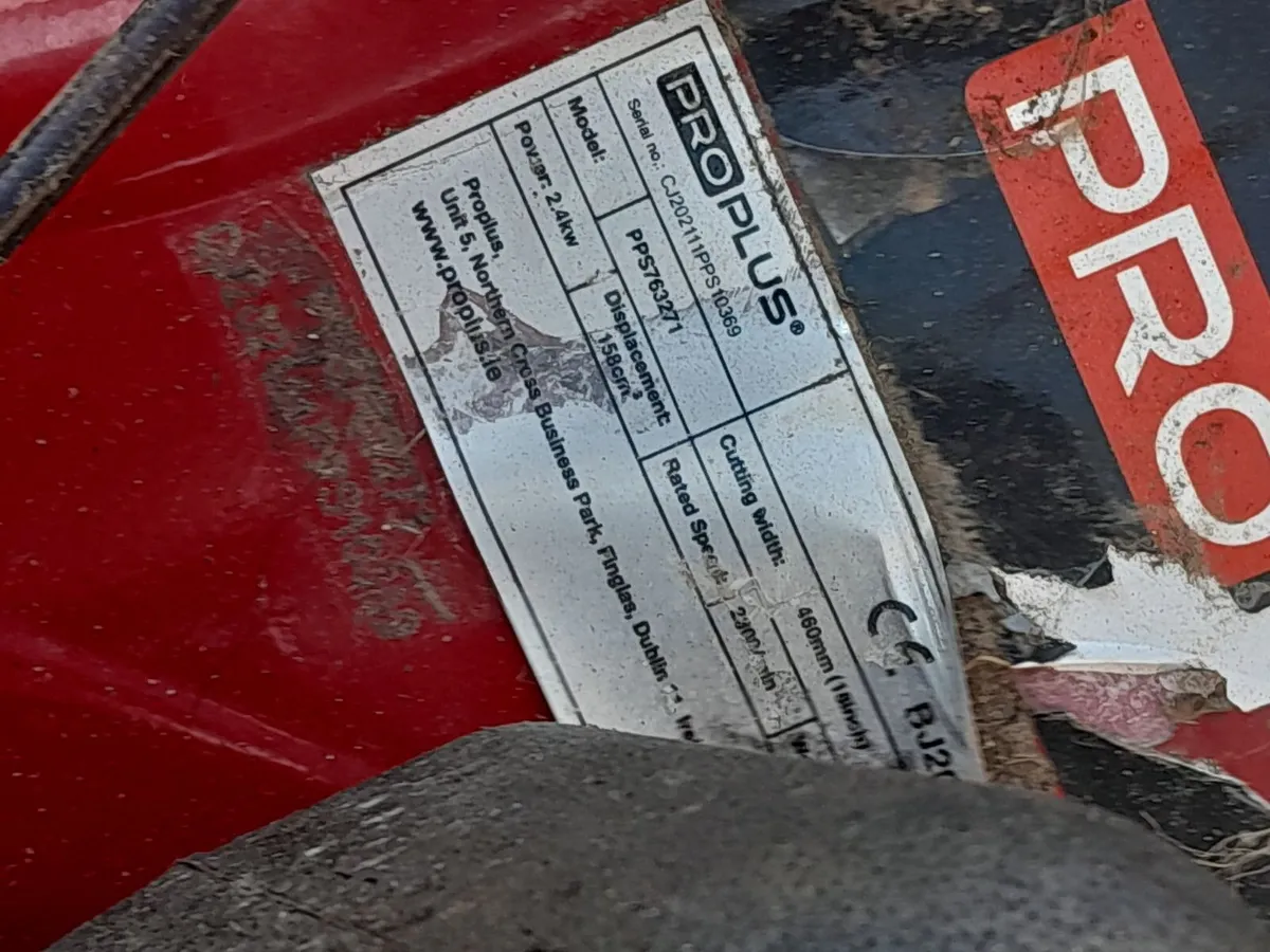 Self drive Lawnmower - Image 1