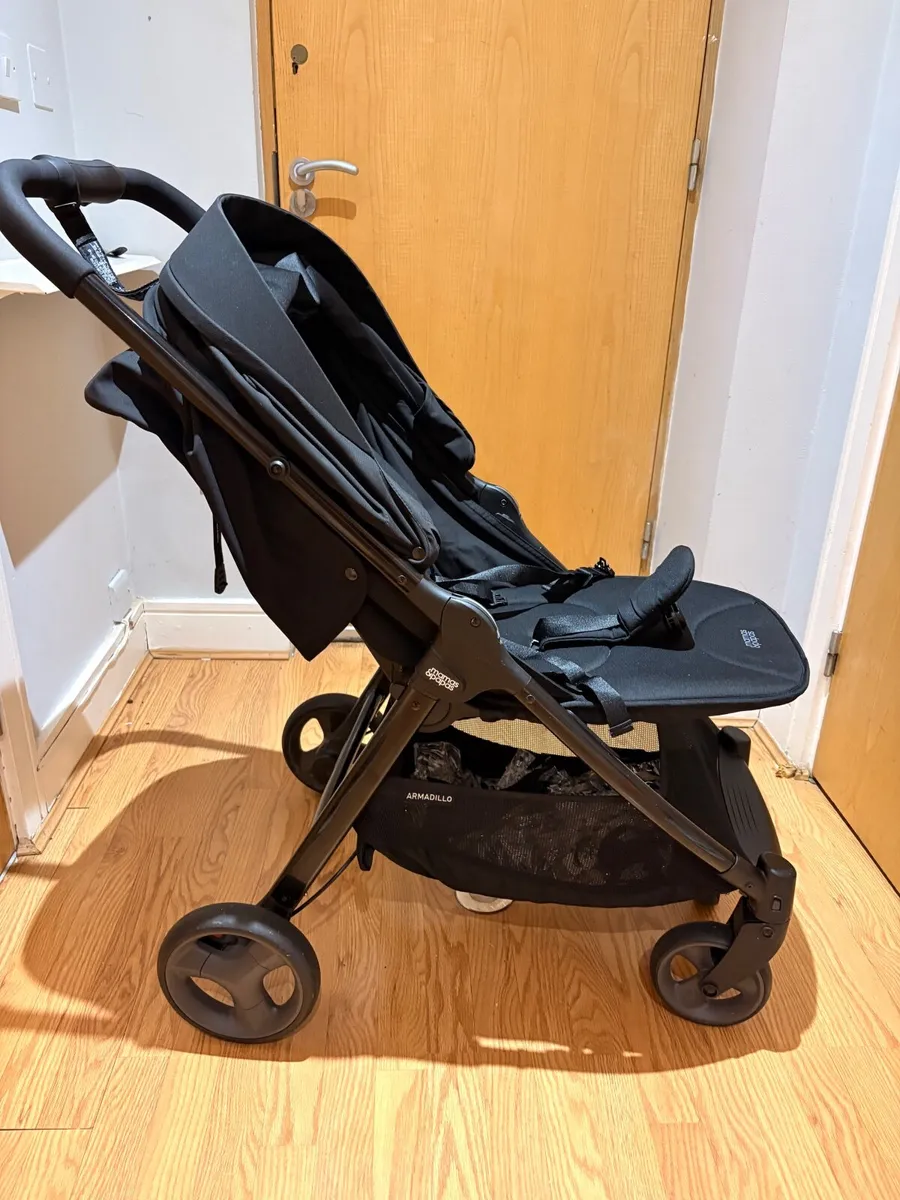 Armadillo Mamas and Papas stroller - Image 3
