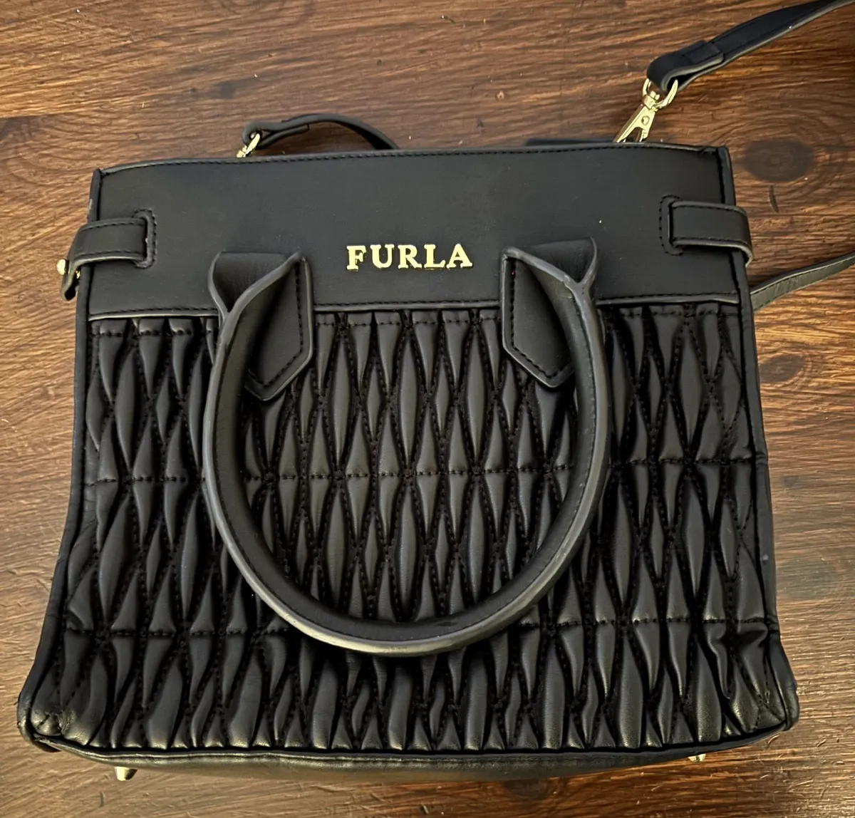 Black Leather Handbag Good Condition - Image 1