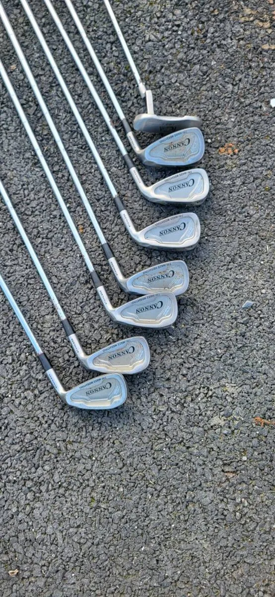 Set of canon clubs - Image 1