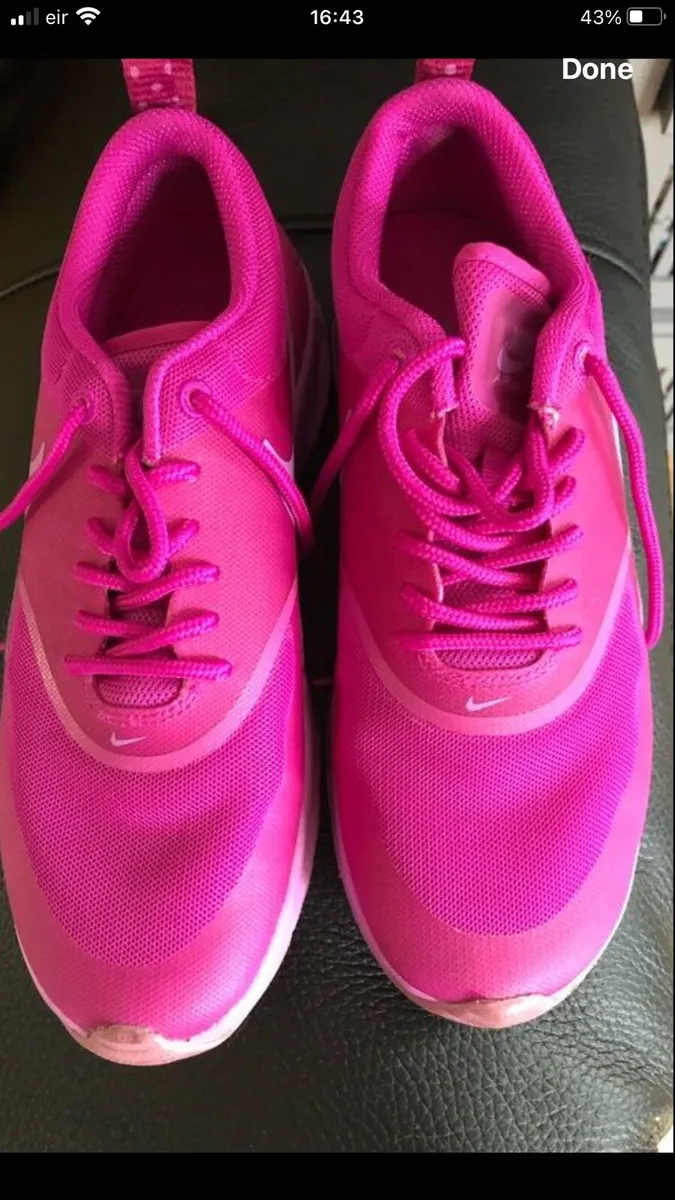 Goths Nike trainers size 3.5 €15 - Image 1