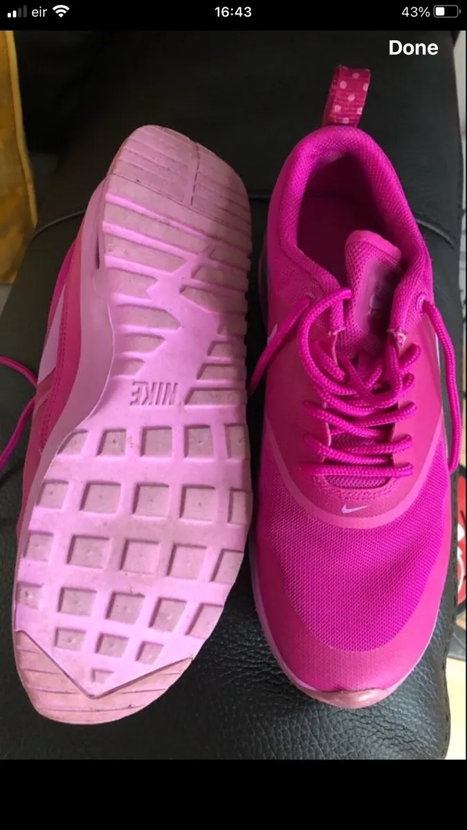 Goths Nike trainers size 3.5 €15 - Image 2