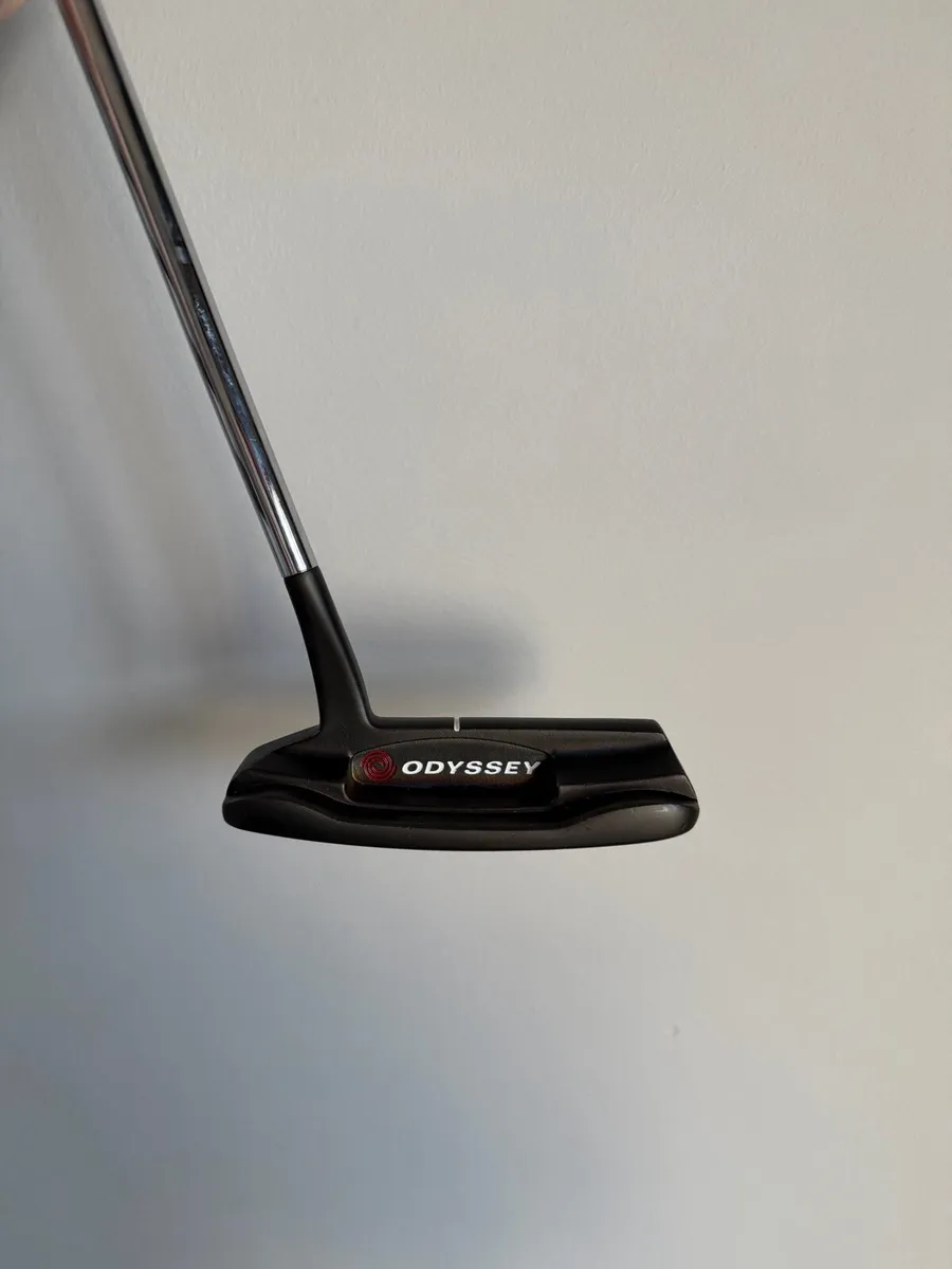 Odyssey White Hot Pro Putter - Image 2