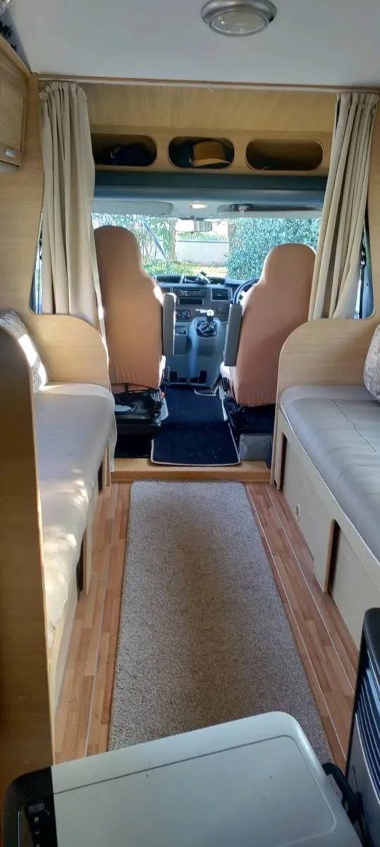 2 berth motorhome - Image 3