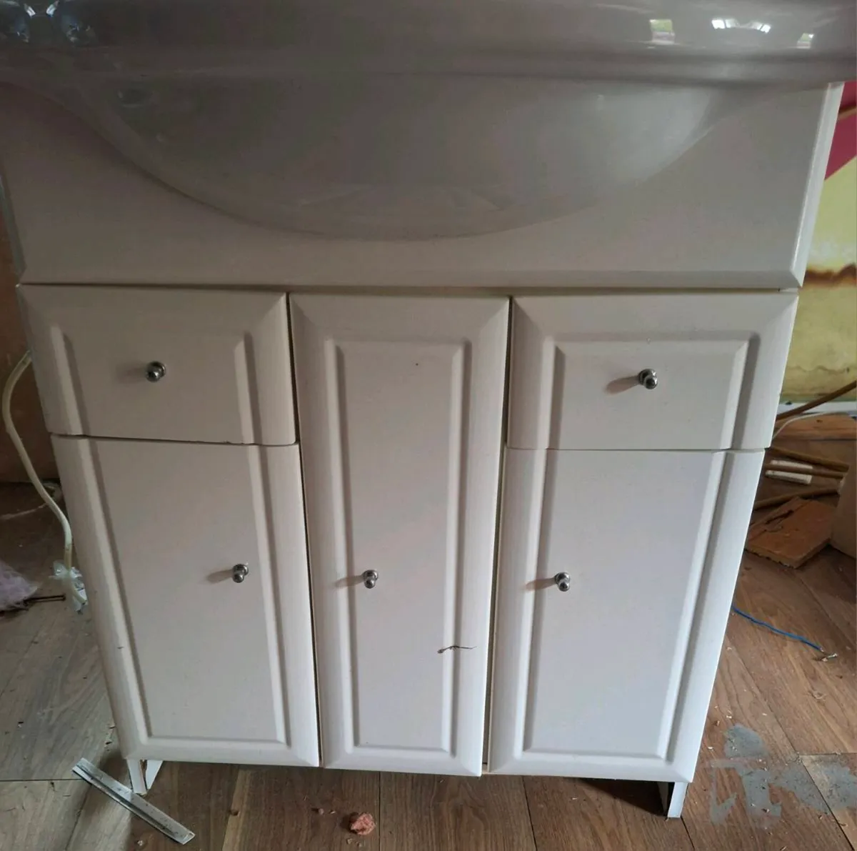 Bathroom vanity unit - Image 1