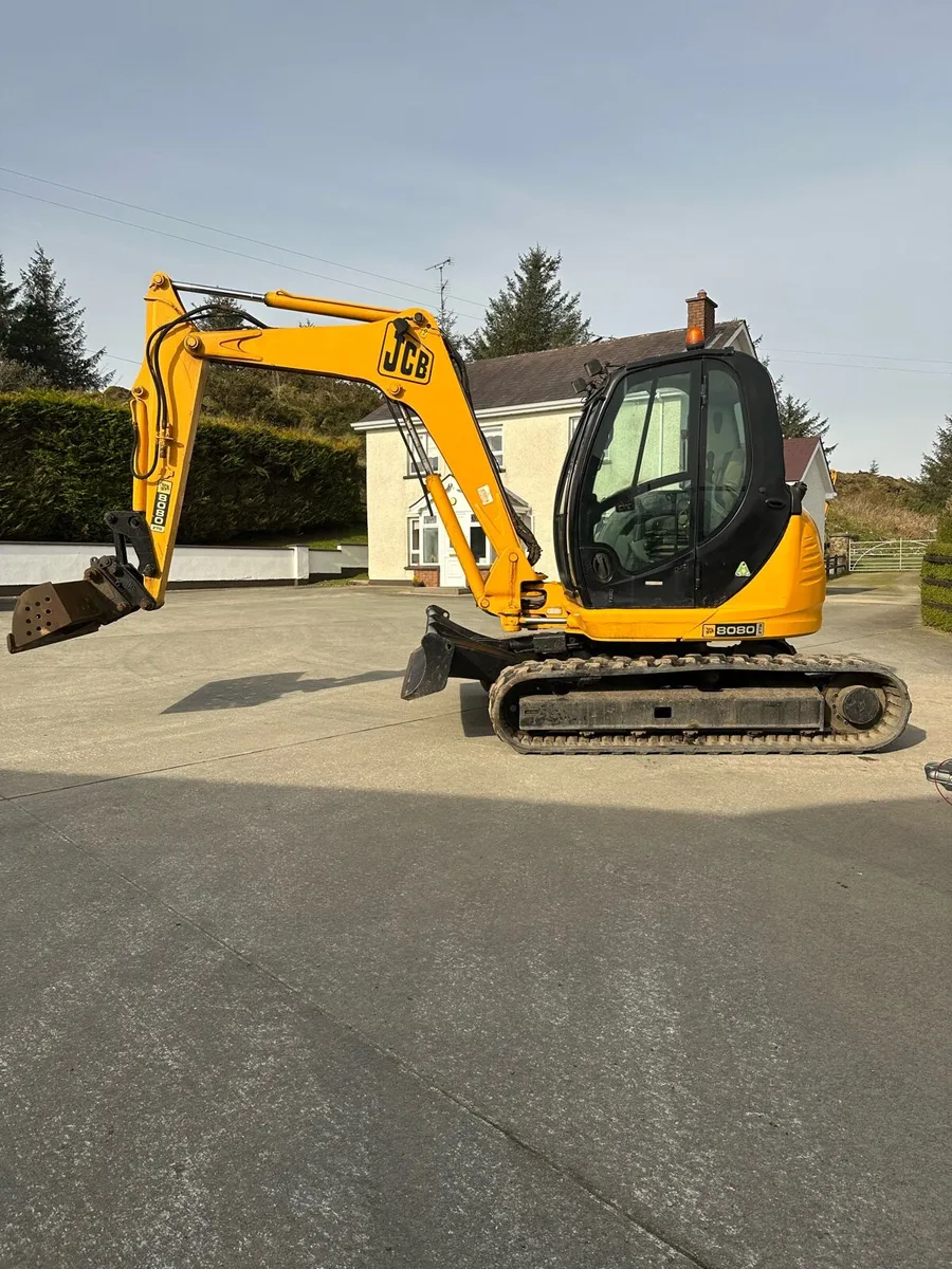 Jcb 8080 digger - Image 1